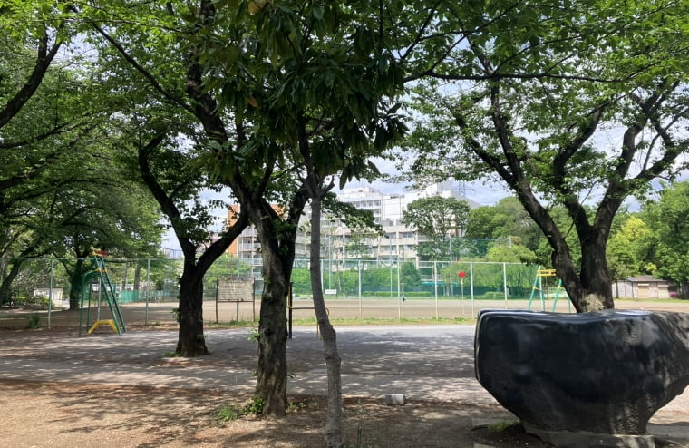 府中市立 武蔵台公園